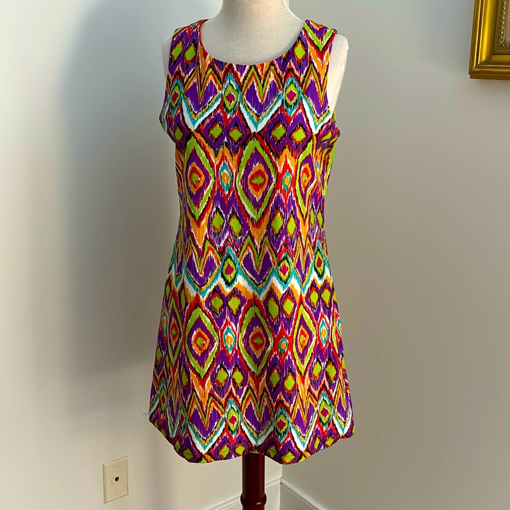 Like new Jude Connally “Beth” Dress Size L Sleeveless